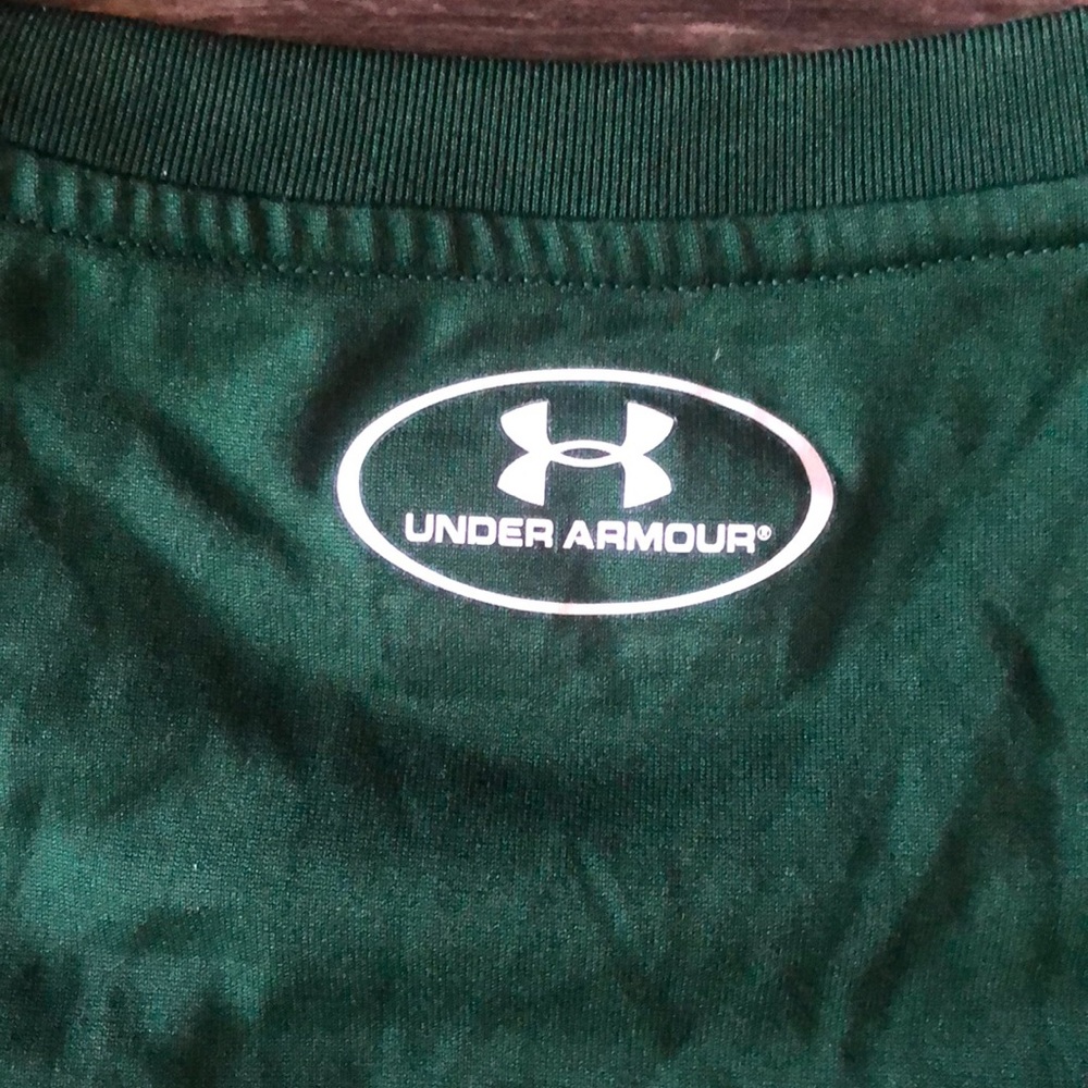 ‼️Flash Sale‼️ $10 Under Armour Green Heat Gear Shirt size Small - Picture 6 of 7